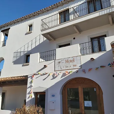 Il Faro Di Molara 호텔