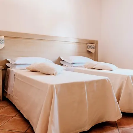 Il Faro Di Molara Hotel