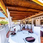 Il Faro Di Molara Hotel