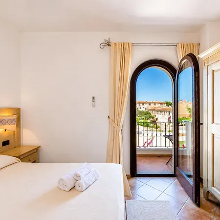 Il Faro Di Molara Hotel