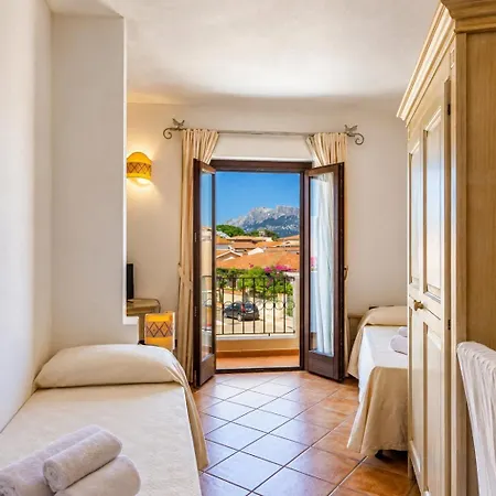 Il Faro Di Molara Hotel Porto San Paolo (Sardinia)
