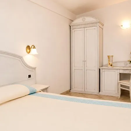 Hotel Il Faro Di Molara