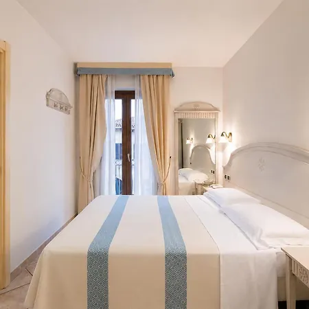 Il Faro Di Molara 4* Loiri Porto San Paolo