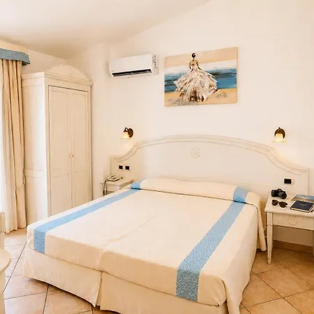 Hotel Il Faro Di Molara Porto San Paolo (Sardinia)