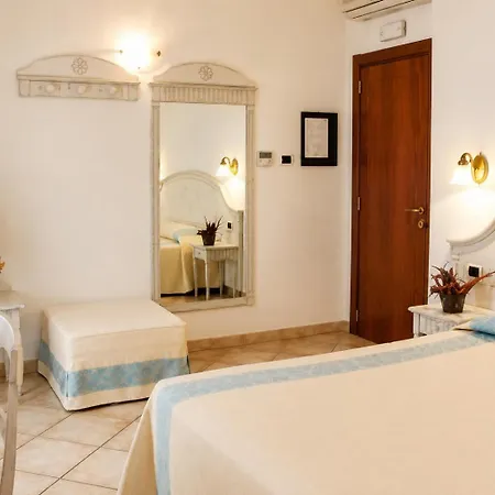 Il Faro Di Molara 4* Loiri Porto San Paolo