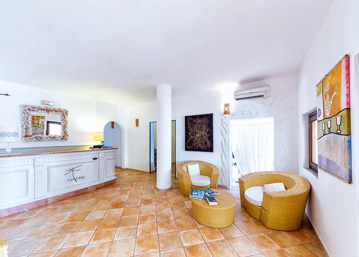 Il Faro Di Molara Loiri Porto San Paolo