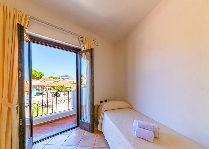 Hotel Il Faro Di Molara