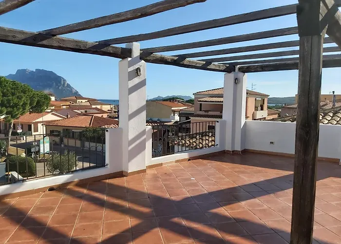 Hotel Il Faro Di Molara