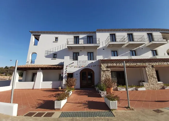 Il Faro Di Molara 4*