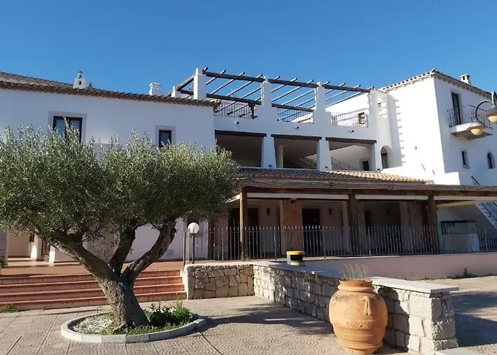 Il Faro Di Molara Hotel Porto San Paolo (Sardinia)