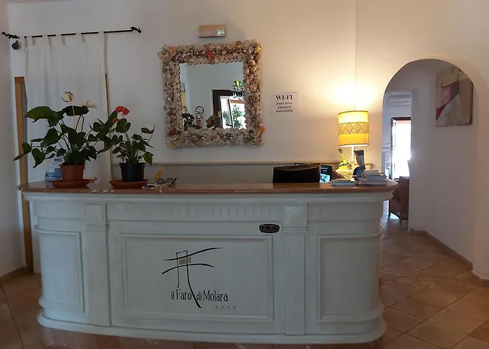Hotel Il Faro Di Molara Loiri Porto San Paolo