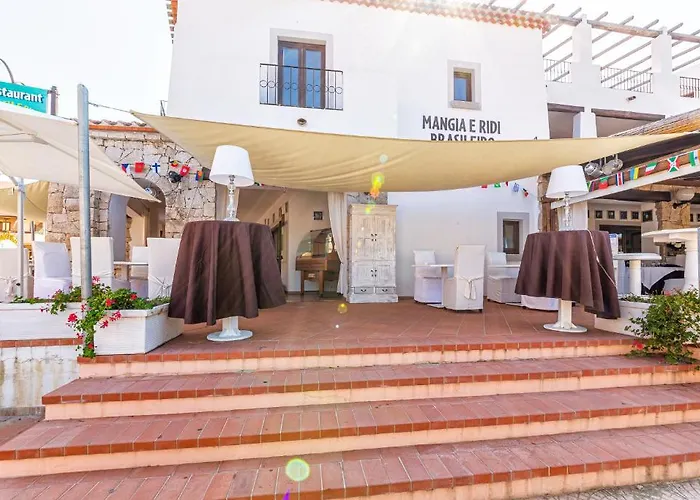 Hotel Il Faro Di Molara 4*