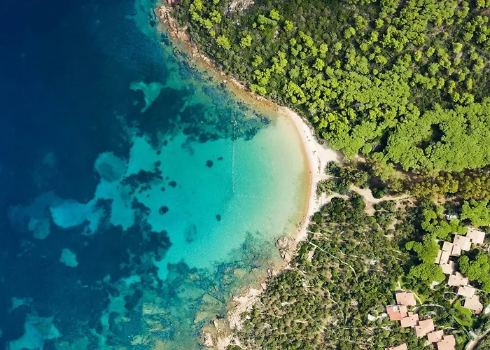 Il Faro Di Molara 4*